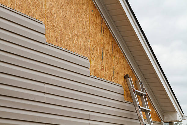 24/7 Emergency Vinyl Siding experts in Fredericksburg, PA